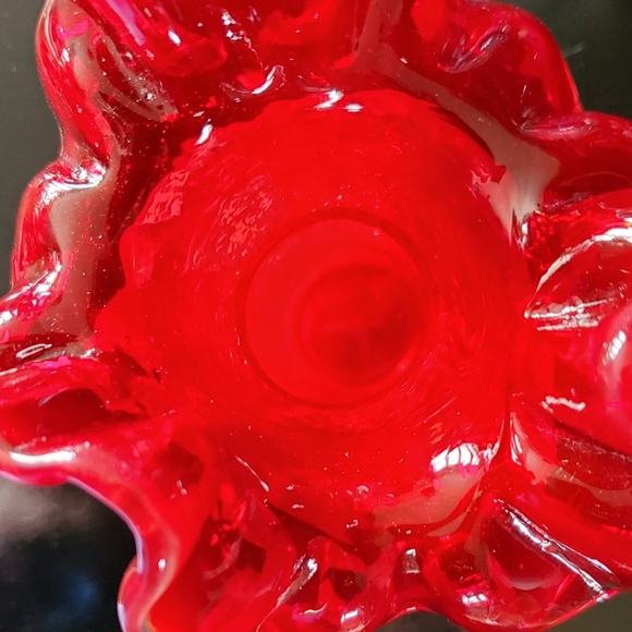 Kanawha Cadmium Crackle 5" Ruffle Vase - Picture 5 of 16